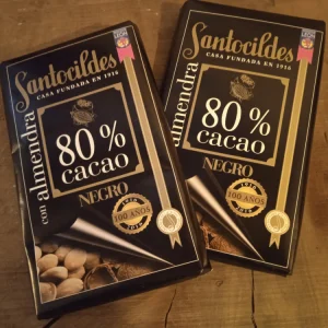 Tabletas de Chocolate cacao 80% con almendra 200 gr